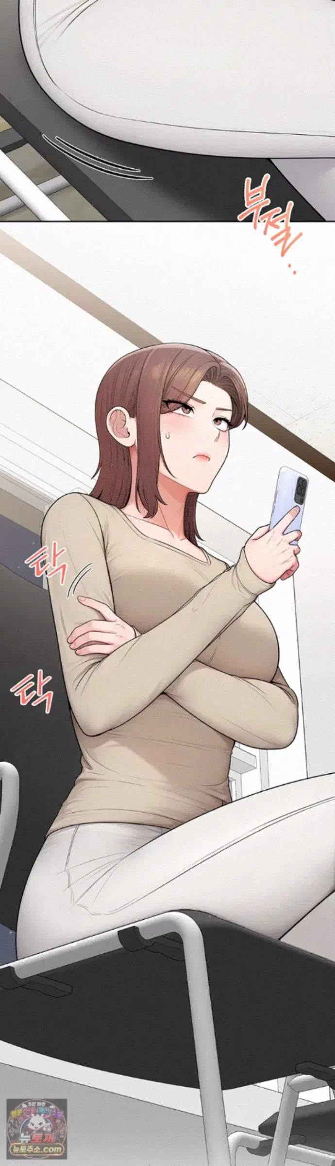 Sexy Woman Raw Page 32 - MangaHe